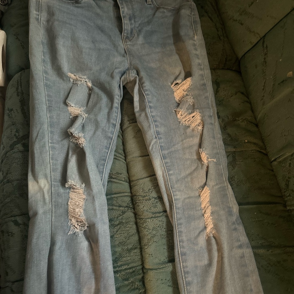 PacSun size 27 distressed skinny jeans